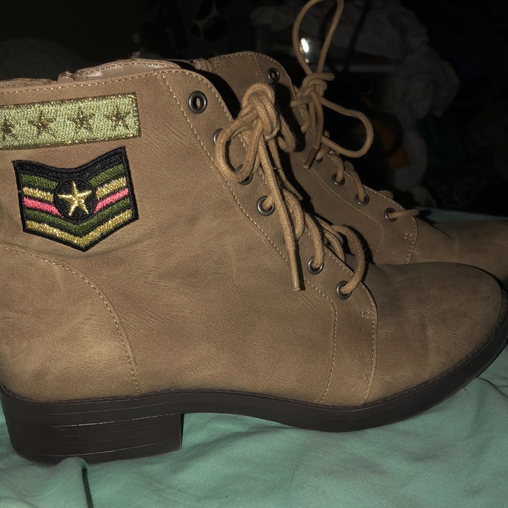 Madden Girl Boots